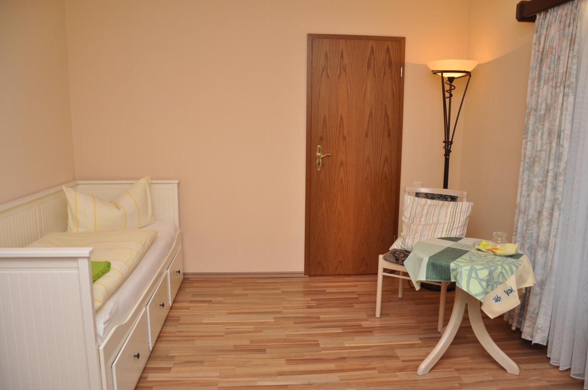 Hotel Jaegerklause Schmalkalden Oda fotoğraf